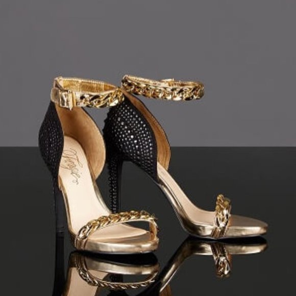 STUNNING FERGI FAB HEELS! - Picture 2 of 5